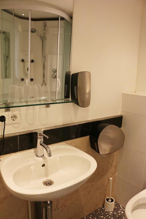 Floris Hotel Amsterdam Dış mekan fotoğraf